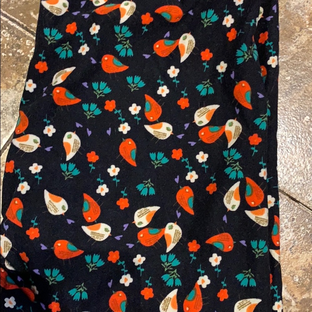 Lularoe - Picture 2 of 3